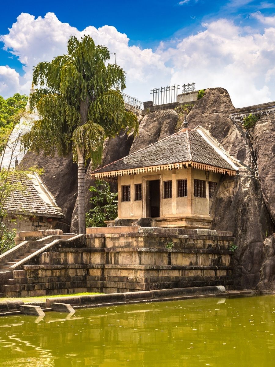 Anuradhapura sacred ancient city private driver tour Sri Lanka - Lanka Cab Travels