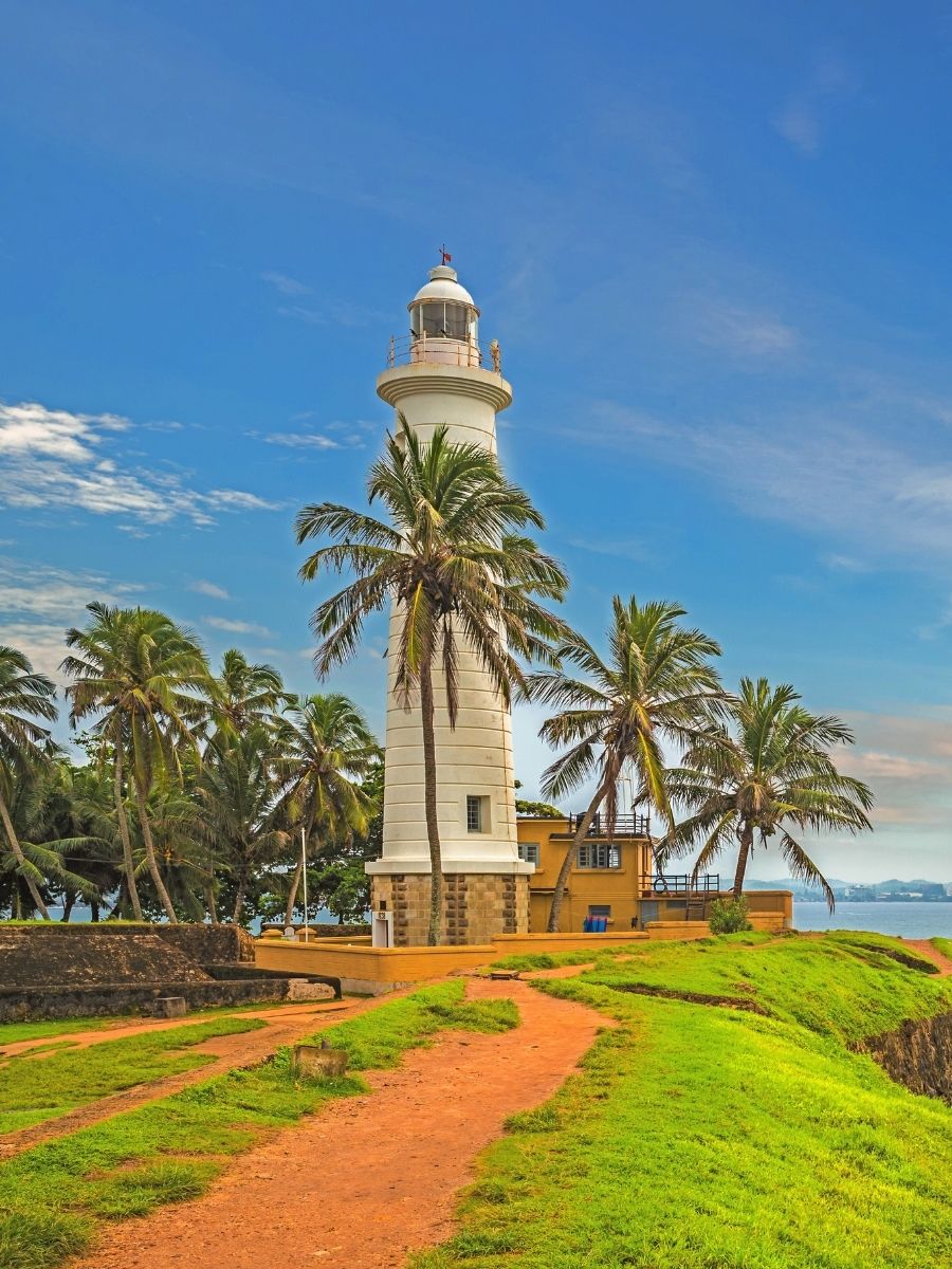 Colombo airport transfer to Mirissa and Galle Dutch Fort private day tour Sri Lanka - Lanka Cab Travels